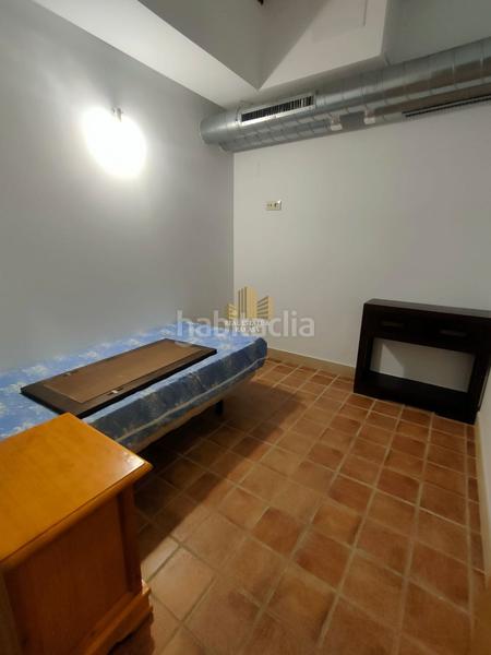 Foto da1a0422-cdbf-4c20-9fca-ca6a504a1e59. Alquiler piso  en alquiler en zona silos, 4 dormitorios. en Alcalá de Guadaira