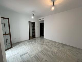 Etagenwohnung in Centro. Piso en venta en zona centro, 2 dormitorios.