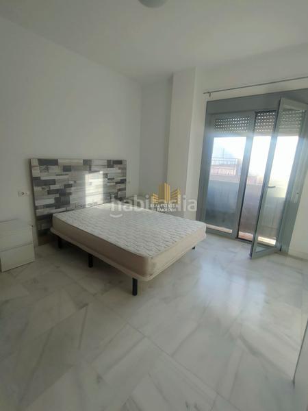 Foto 7243d165-0dbe-48df-8a41-1fb54e2e5d62. Piso  en venta en zona Centro, 2 dormitorios. en Alcalá de Guadaira