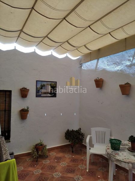 Foto 4754e708-2987-40db-9386-318ef84afc56. Casa amb aparcament a Centro Alcalá de Guadaira