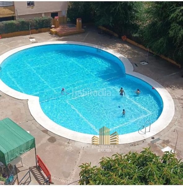 Foto de854af6-09f4-4a66-a654-31c98612f690. Pis amb aparcament piscina a La Paz Alcalá de Guadaira