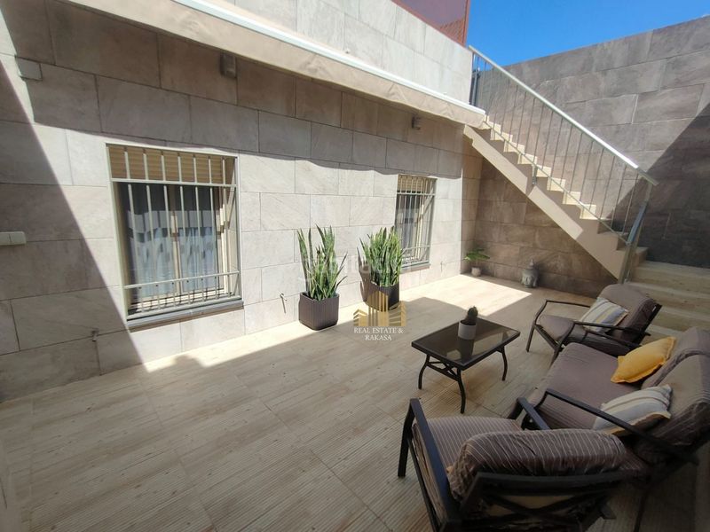Foto 76f5e3cb-04f3-4281-a198-c3637f8f074e. Casa amb aparcament a La Paz Alcalá de Guadaira