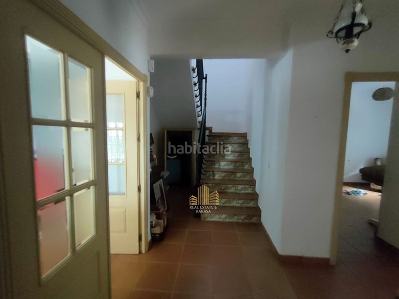 Foto 52c7e3e8-b5a8-43d4-87a2-94840d71f86f. Chalet with parking in Oromana Alcalá de Guadaira