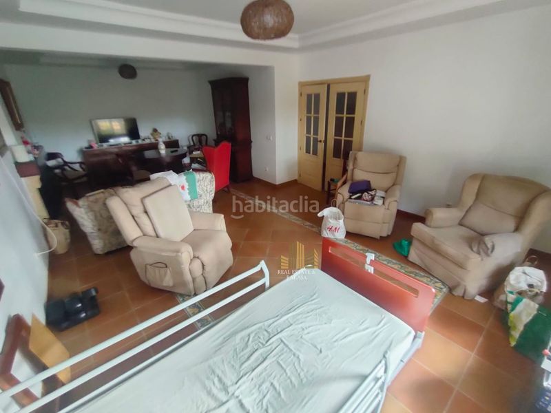 Foto aef186d4-280e-4da5-9ef1-ee01f69bed03. Chalet with parking in Oromana Alcalá de Guadaira