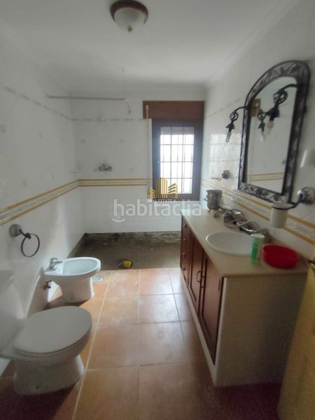 Foto b308d297-81e9-4ae8-b17c-2f68a5d09fd7. Chalet with parking in Oromana Alcalá de Guadaira