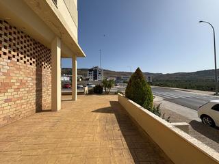 Local Comercial en Fuentemora