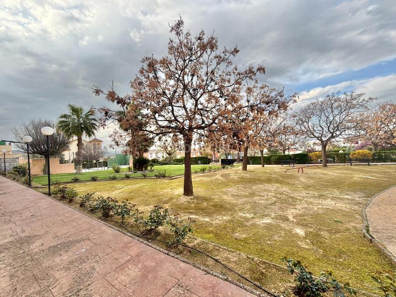 Foto 04cd8935-b918-47a4-ac7b-967b6e8eabe2. Casa a schiera con parcheggio piscina in Fuentemora Antequera