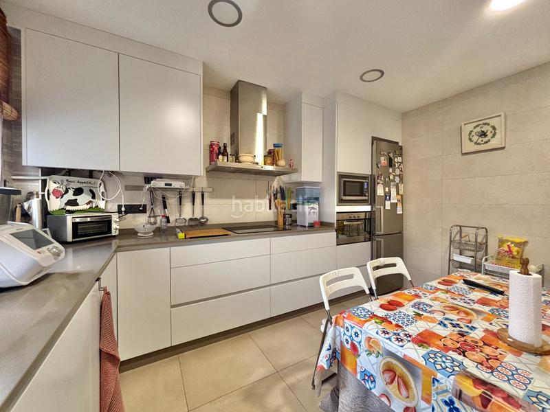 Foto 53e73a29-f64a-43da-8dba-a49c566ed34f. Casa a schiera con parcheggio piscina in Fuentemora Antequera