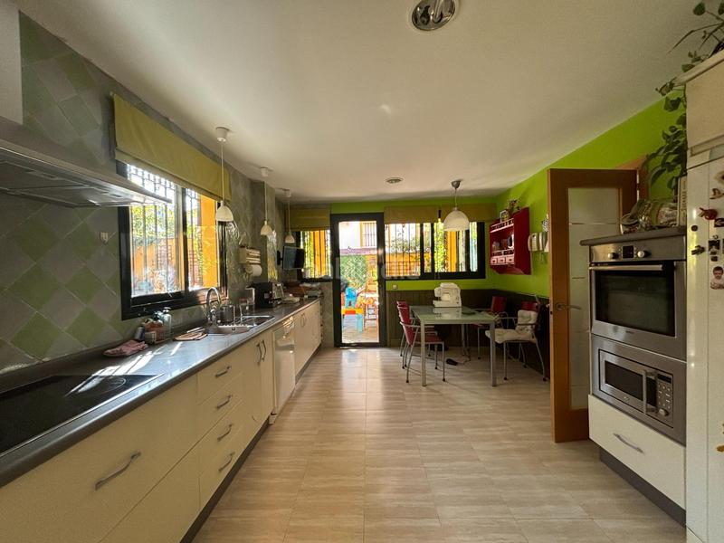 Foto 3717bdda-de09-46bf-ae26-39d89e55d649. Casa amb piscina a Fuentemora Antequera