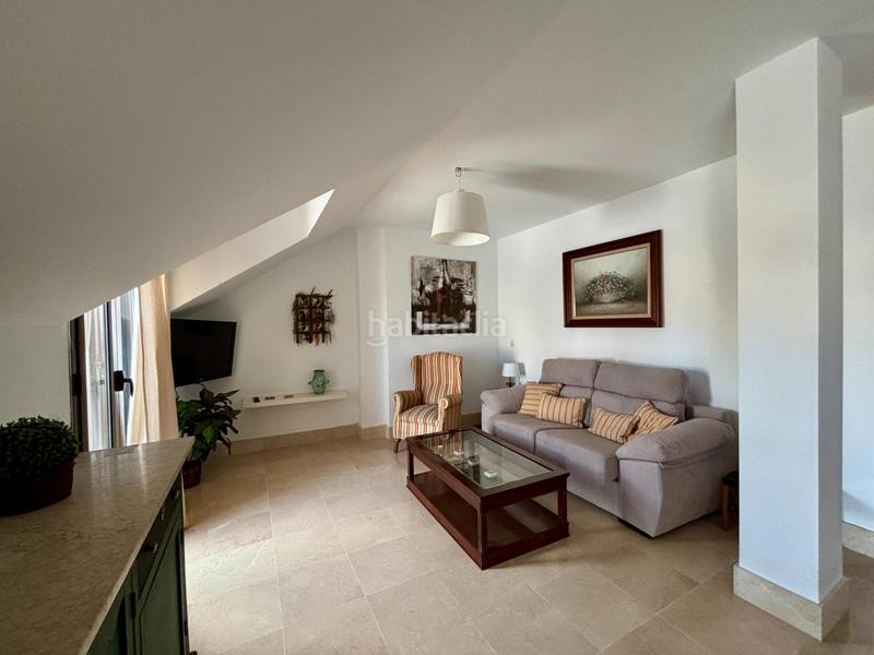 Foto 7d50261b-f52e-4010-888a-f907818c3e64. Alquiler ático alquiler céntrico ático con terraza en Antequera