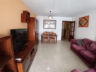 Location Maison jumelée à Zona de la Vega. Alquiler adosado en la quinta