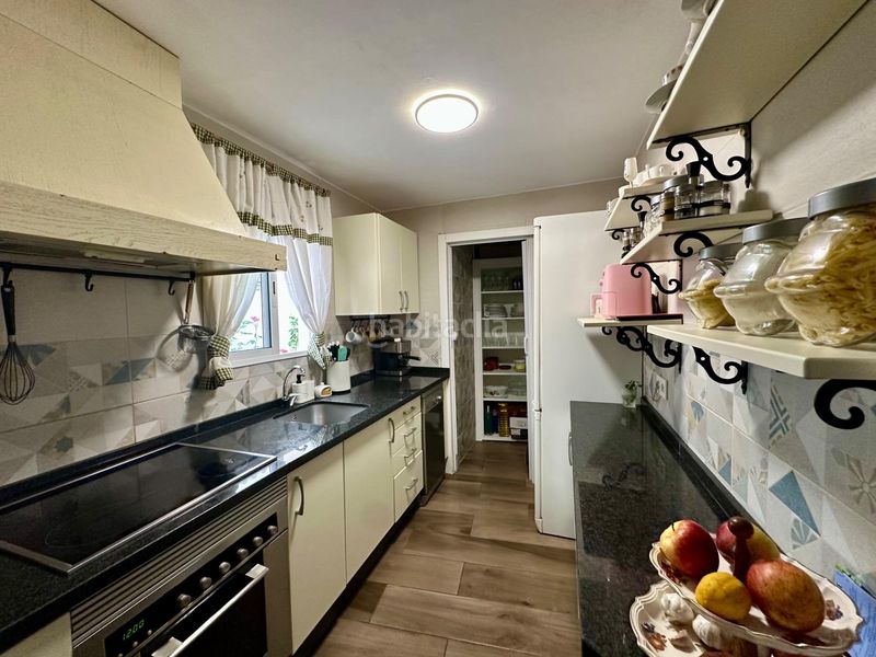 Foto c3ffea9d-488d-4fce-b5c3-c22afe90180e. Casa a Centro Antequera