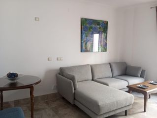 Miete Etagenwohnung in Centro. Se alquila piso céntrico con garaje