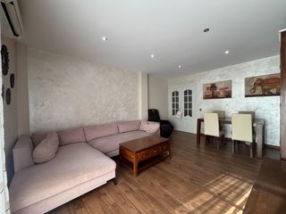 Appartement à Cueva de Menga. Piso reformado con zona de parking!