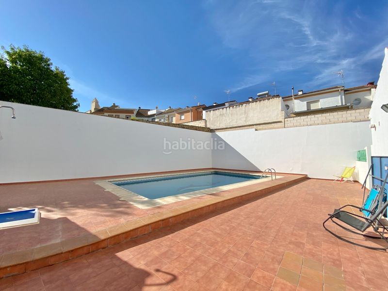 Foto 9c3da3f3-dea1-4d2c-b58d-3e6de560bb4a. Lloguer casa adossada amb aparcament piscina a Mollina