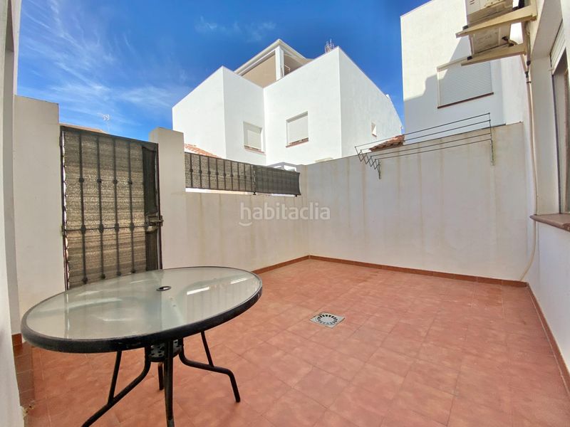 Foto eb16c36b-8faa-459b-ad9c-430abb4d22a5. Lloguer casa adossada amb aparcament piscina a Mollina