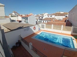 Rent Flat in Casco Histórico. Alquiler piso zona peñuelas