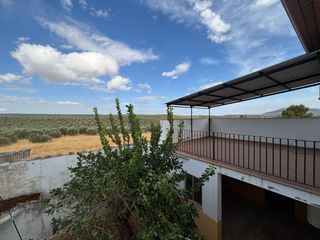 Casa adosada en Bobadilla - Bobadilla Estación - La Joya