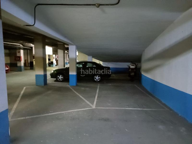 Foto 5a25b3ef-0255-4da9-9cef-398468c39f23. Parking coche en Durango