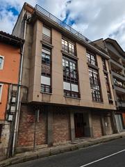 Flat  Ebaristo bustinza kirikio kalea. Piso muy completo y en muy buen estado en maaria.
