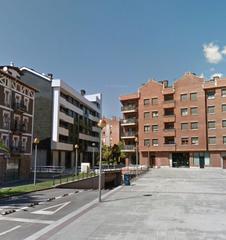 Parking coche  Ermodo kalea 22. Garaje perfecto debajo de edificio ermodo 22 y madalena 1,2,3 y