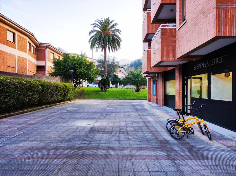 Foto b885e3e3-7c1f-4de5-ac07-7339e12100d2. Local comercial a zabale kalea 11 a Durango