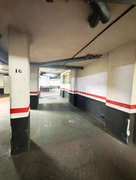Foto a3d898ea-a80f-4dd3-9844-cfe07d813a5b. Car parking in untzillatx kalea 5 in Durango