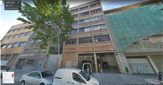 Bâtiment à usage industriel à Bon Pastor. Nave a la venta en bon pastor