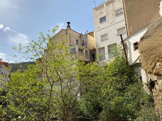 Terreny residencial a Carrer del mar 3. Terreno en portbou para construir viviendas
