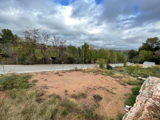 Terreno residencial en Can Font-Ca n'Avellaneda. Terreno con proyecto y licencia de obra para empezar a construir