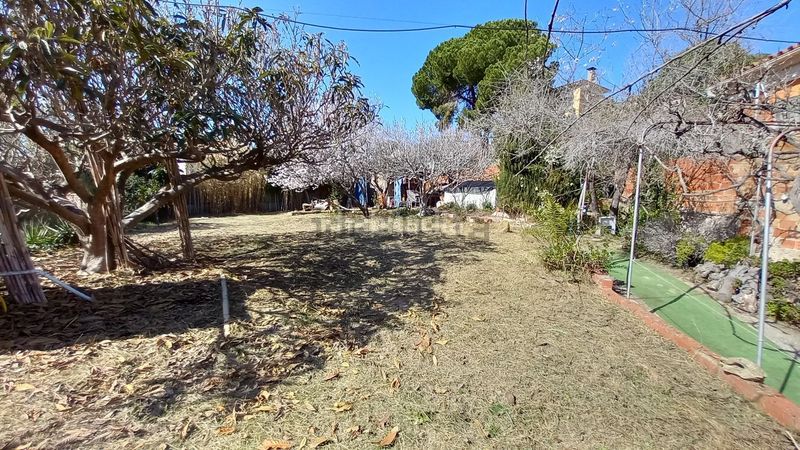 Foto fb2e9f6d-4904-41e9-9423-d2d0143db7bd. Terreny residencial a Martinica - Ateneu Cerdanyola del Vallès