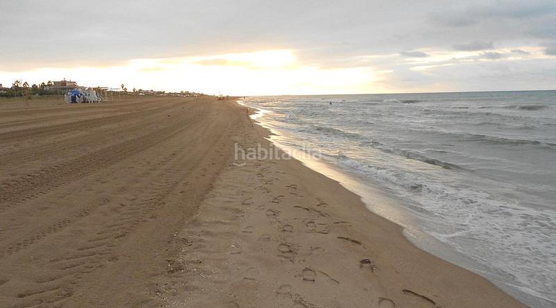 Foto facdc336-4911-4e4a-98bc-5c1430f38bb8. Terreno residenziale in passeig del ferrocarril 98 in Castelldefels