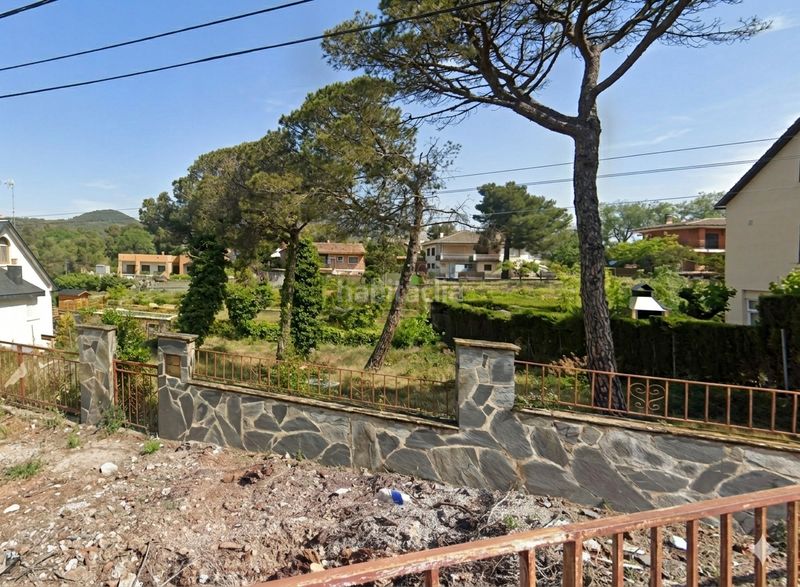 Foto bbefe22f-b6c7-4d04-aa62-bf40caa87855. Terreny residencial a Vallirana