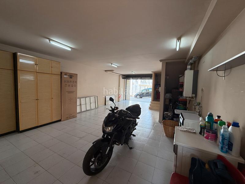 Foto dfe9c246-e461-451e-b2bc-c024b3b17173. Casa adossada amb xemeneia calefacció aparcament a Sabadell