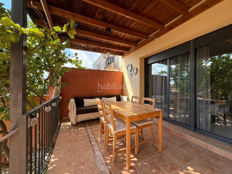 Foto 32131903-6330-4db1-b2c5-3854842411fd. Maison jumelée avec cheminée chauffage parking dans Sabadell