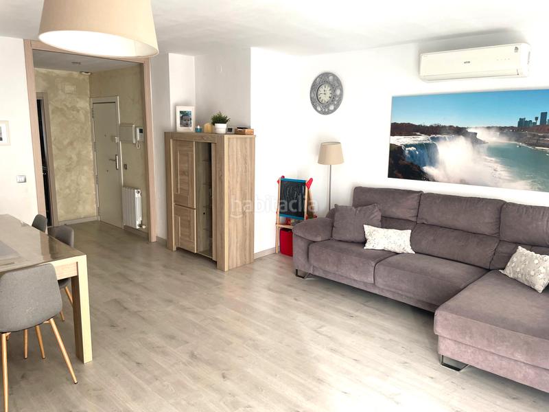 Foto b79a0bc2-eca5-40e1-b785-6cbb990b5205. Flat with heating in Serra d'en Camaró Sabadell