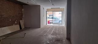 Locale commerciale in Carrer d'Albéniz