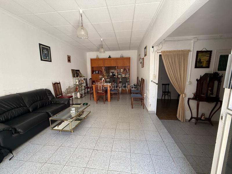 Foto a11eba87-12a8-478d-a177-1c704bbda986. Chalet in Ca n'Oriac Sabadell