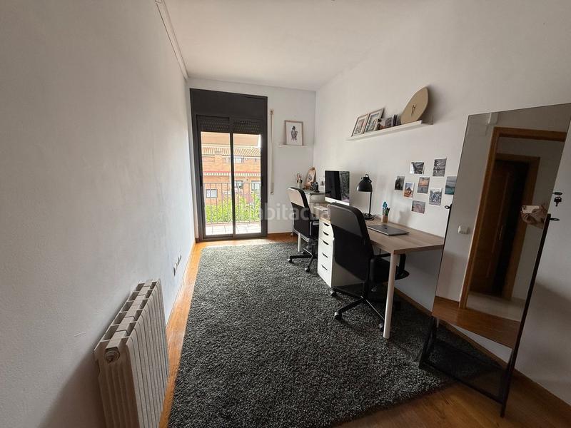 Foto 5ce709a7-6032-406f-a746-ebe98abb246d. Xalet amb calefacció aparcament a Serra d'en Camaró Sabadell