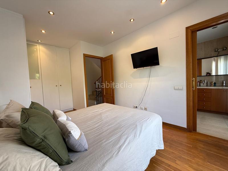 Foto f2453954-31a8-42b9-9e09-42cc91665075. Xalet amb calefacció aparcament a Serra d'en Camaró Sabadell