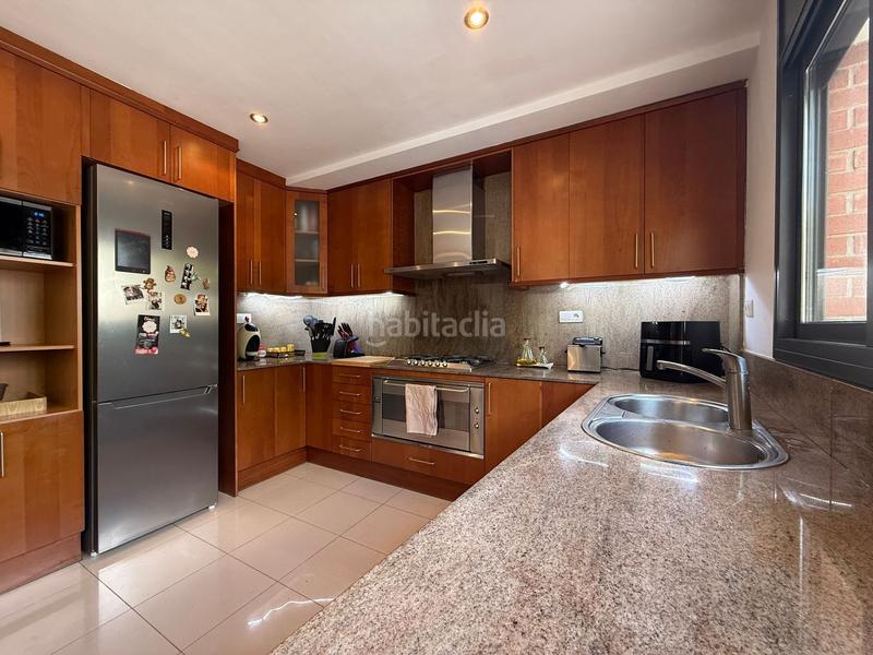 Foto f5c52800-7f66-4979-96bd-9bb308eaa473. Xalet amb calefacció aparcament a Serra d'en Camaró Sabadell