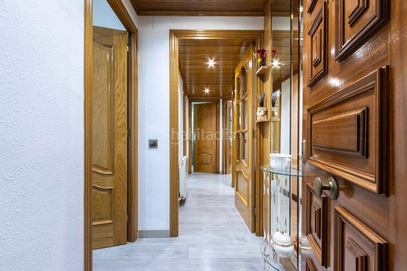 Foto 12a59d2a-c707-43cd-9e17-f03a81a6f860. Pis amb aparcament a Llefià Badalona