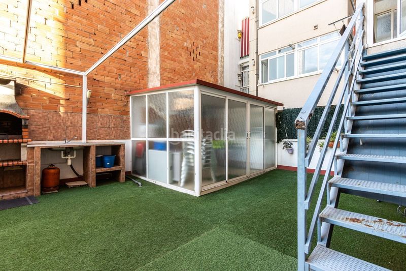 Foto 6074dcaf-9ffc-49a3-87c1-b7481ca4c35b. Pis amb aparcament a Llefià Badalona