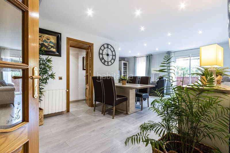 Foto 6c621487-bdbe-4ec8-8d0d-1bfb88b0d558. Pis amb aparcament a Llefià Badalona