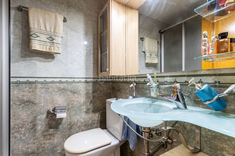 Foto 7b263117-10ad-403c-a269-d3a5d9949f65. Pis amb aparcament a Llefià Badalona