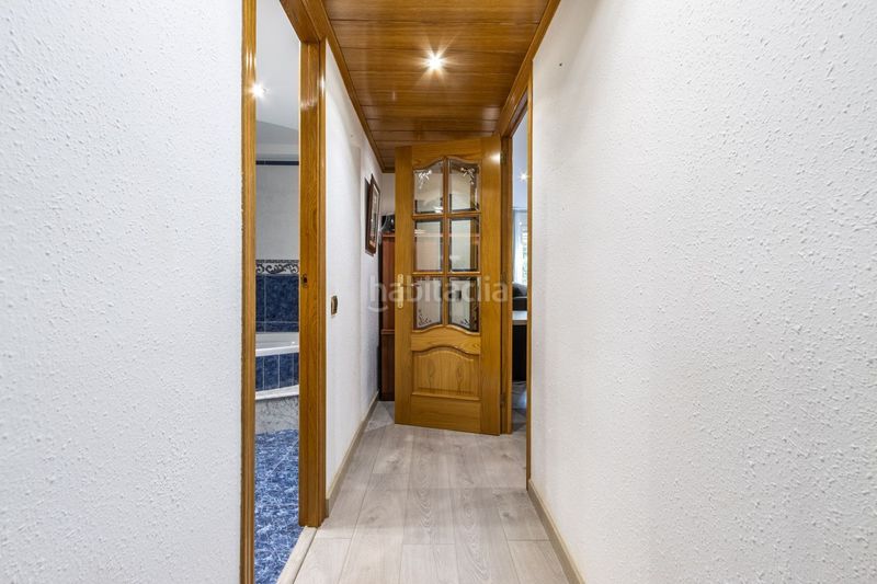 Foto b96360b1-1296-43b7-9b60-f9ffda38133e. Pis amb aparcament a Llefià Badalona