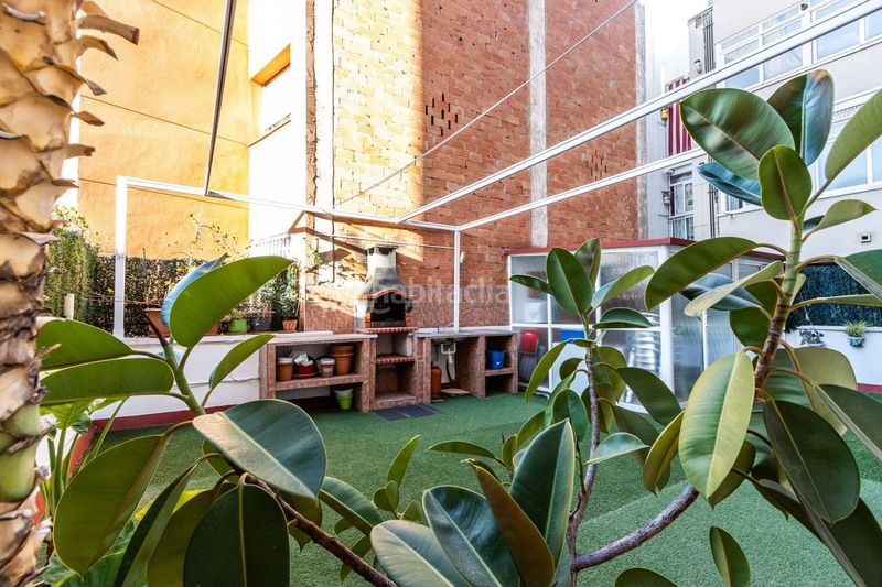 Foto ca36e86b-b892-4a33-9795-7b196befef8a. Pis amb aparcament a Llefià Badalona