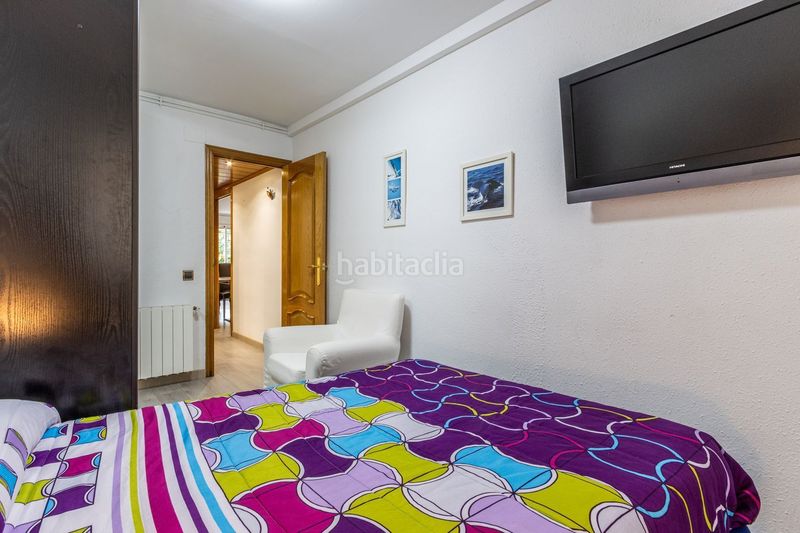 Foto d383c169-ed45-45a3-858b-dc57bc578584. Pis amb aparcament a Llefià Badalona