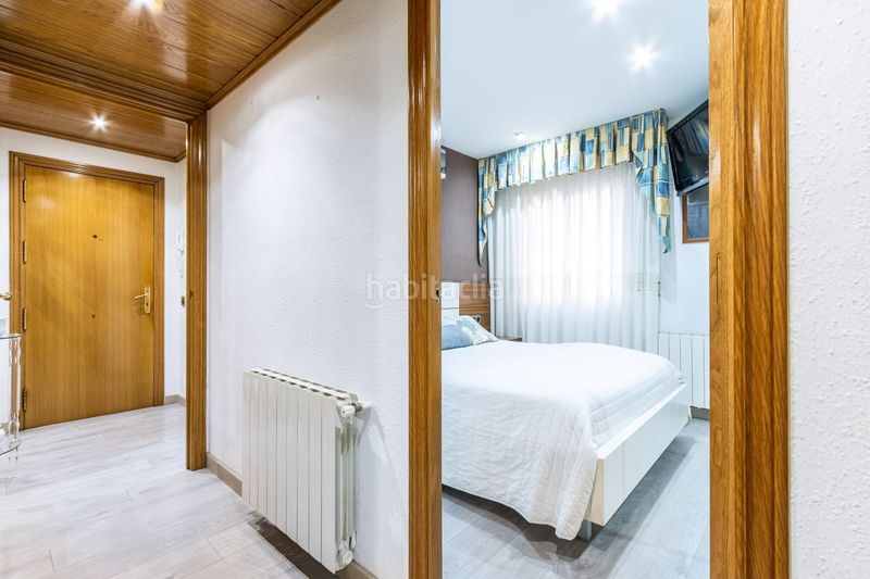 Foto e45559f2-846d-4d8c-aa48-264f511fa36e. Pis amb aparcament a Llefià Badalona