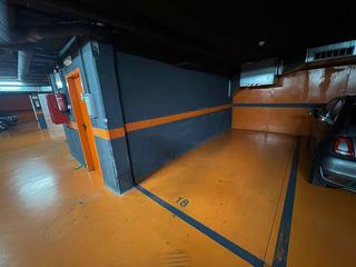 Autoparkplatz in Centre. Parking en el centro de sabadell